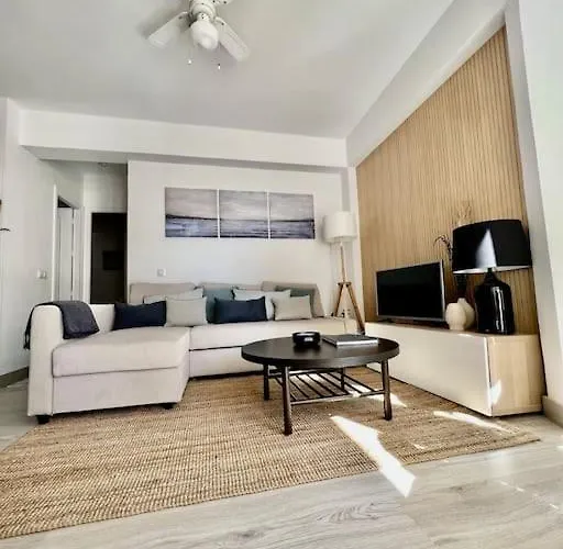 Apartamento En El Fuerte Centro Al Lado De La Playa Marbella
